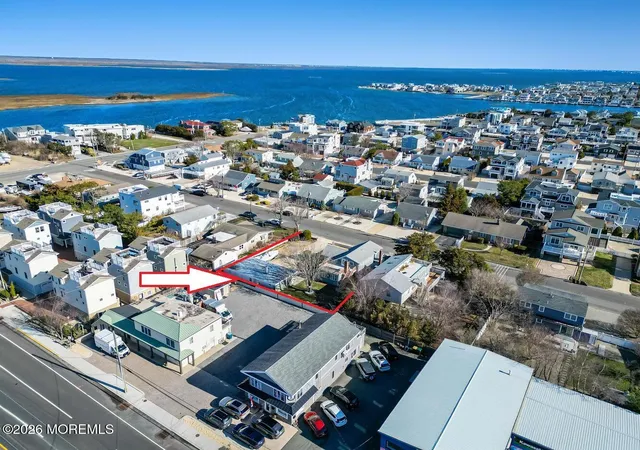 Photo 2 of Single Family Residence at 346 W 7th Street, Ship Bottom, NJ 08008 | MLS# 22608285 | | Sold on 2026-04-30