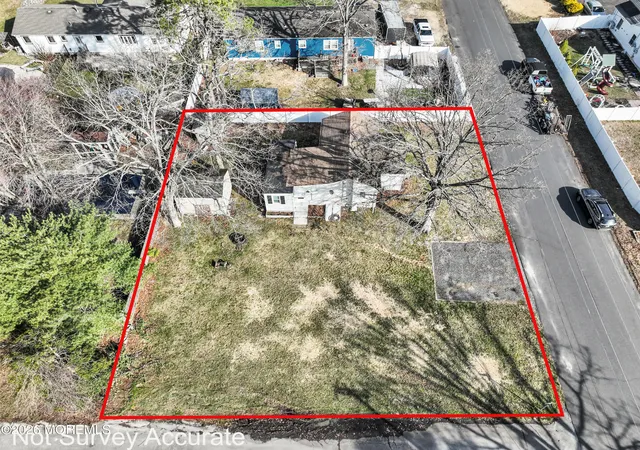 Homes for sale in Toms River, NJ | 305 Hannibal St, Toms River, NJ 08757 | MLS# 22607425