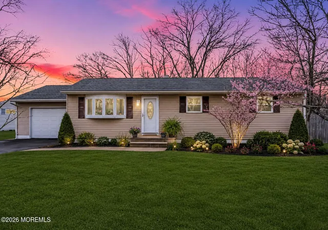 Homes for sale in Howell, NJ | 26 Clark Dr, Howell, NJ 07731 | MLS# 22607660