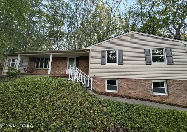 2nd image of 12 Stilwell Dr, Holmdel, NJ 07733 | MLS# 22620735
