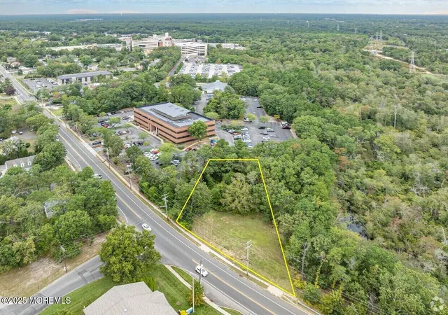 2nd image of 354 Lakehurst Rd, Toms River, NJ 08755 | MLS# 22607749