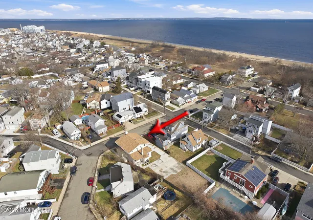 Homes for sale in Keansburg, NJ | 40 Twilight Ave, Keansburg, NJ 07734 | MLS# 22607837
