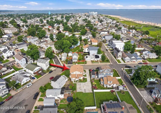 Homes for sale in Keansburg, NJ | 40 Twilight Ave, Keansburg, NJ 07734 | MLS# 22607837