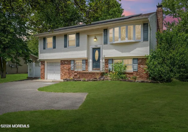 Photo 1 of Single family home for sale at 782 Bay Ave, Toms River, NJ 08753 | MLS# 22607805 | Listing updated on 2026-05-14