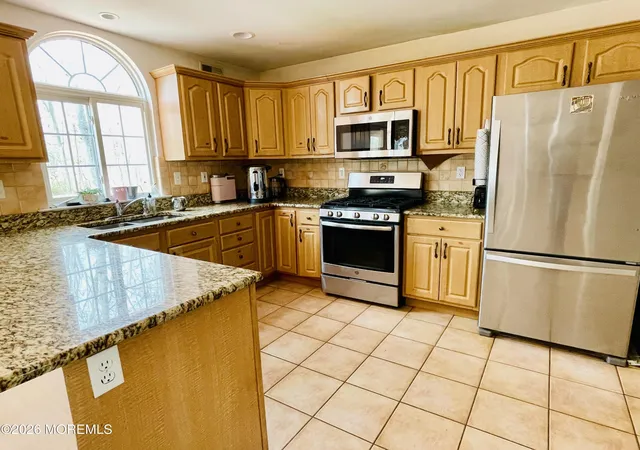 4th image of 405 Lawrence Ave, Oakhurst, NJ 07755 | MLS# 22607942