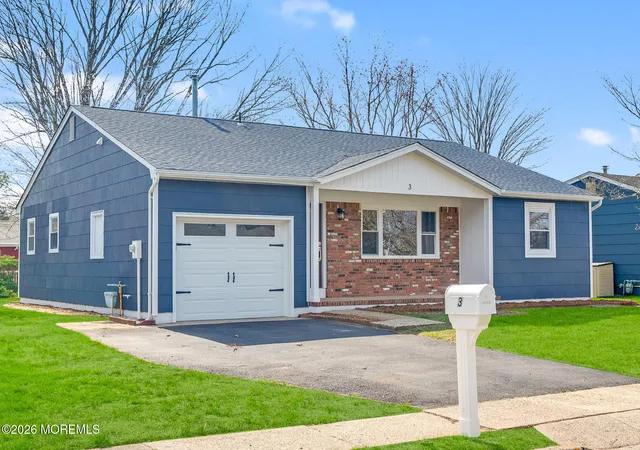 Homes for sale in Toms River, NJ | 3 Pembroke Ln, Toms River, NJ 08757 | MLS# 22609110