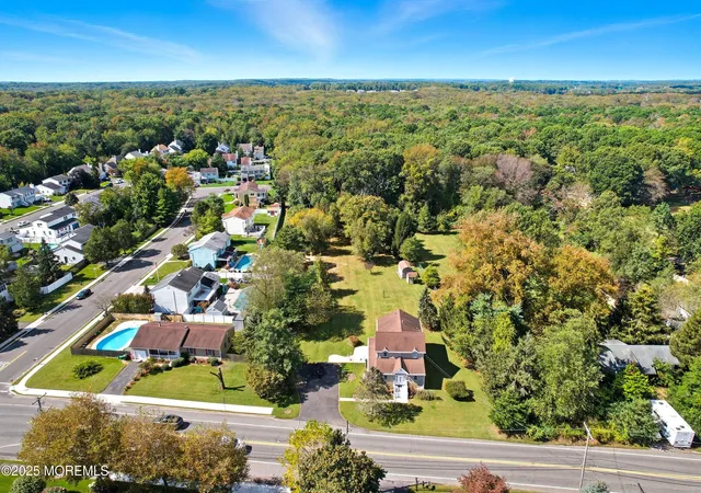 Homes for sale in Farmingdale, NJ | 102 Colts Neck Rd, Farmingdale, NJ 07727 | MLS# 22607957