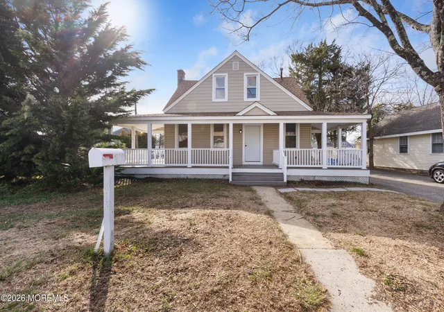 2nd image of 815 Clark St, Point Pleasant Boro, NJ 08742 | MLS# 22608139