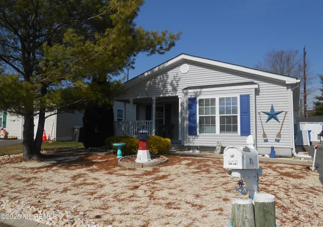 Photo 3 of Single family home for sale at 36 Fort Lee Dr, Manahawkin, NJ 08050 | MLS# 22608184 | Listing updated on 2026-09-03