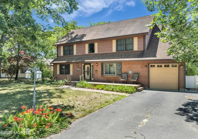2nd image of 804 Brookside Dr, Toms River, NJ 08753 | MLS# 22618890