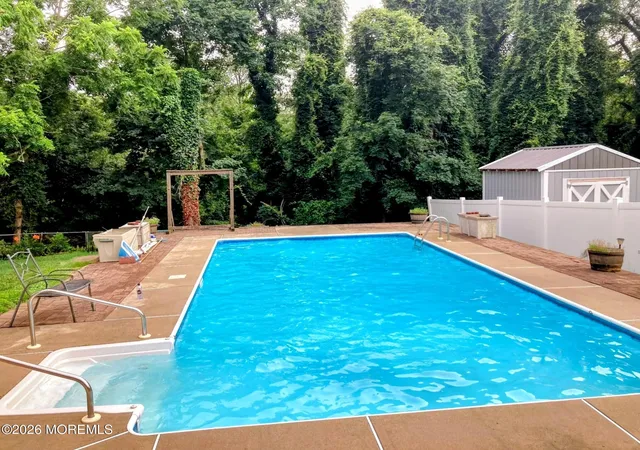 3rd image of 804 Brookside Dr, Toms River, NJ 08753 | MLS# 22618890