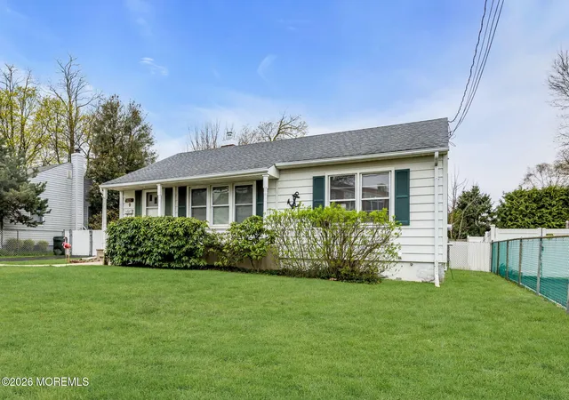Photo 3 of Sale Pending at 9 Robertsville Rd, Freehold, NJ 07728 | MLS# 22608842 | Listing updated on 2026-05-21