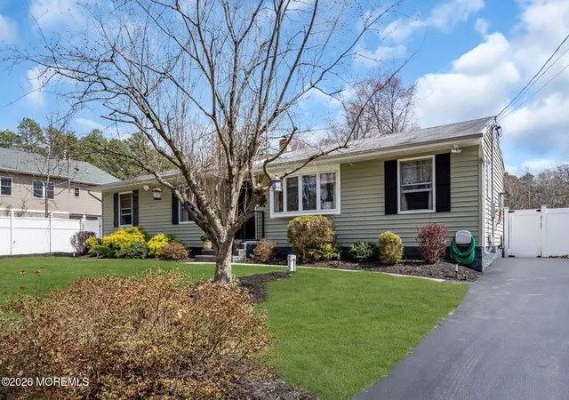 Homes for sale in Jackson, NJ | 7 Chestnut St, Jackson, NJ 08527 | MLS# 22608883