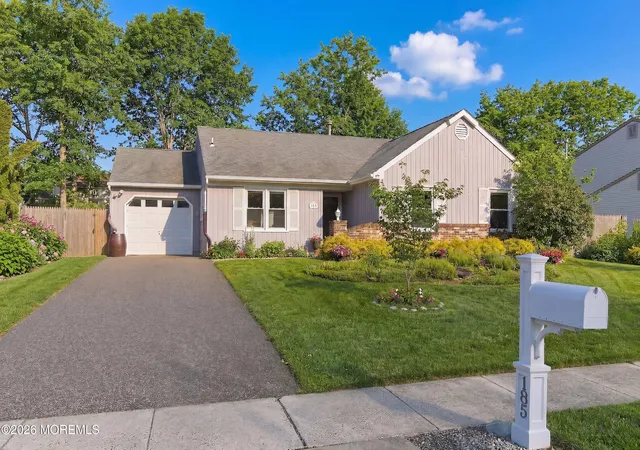 Homes for sale in Toms River, NJ | 185 Liberty Bell Rd, Toms River, NJ 08755 | MLS# 22608706