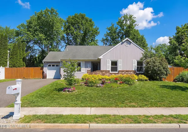 Homes for sale in Toms River, NJ | 185 Liberty Bell Rd, Toms River, NJ 08755 | MLS# 22608706