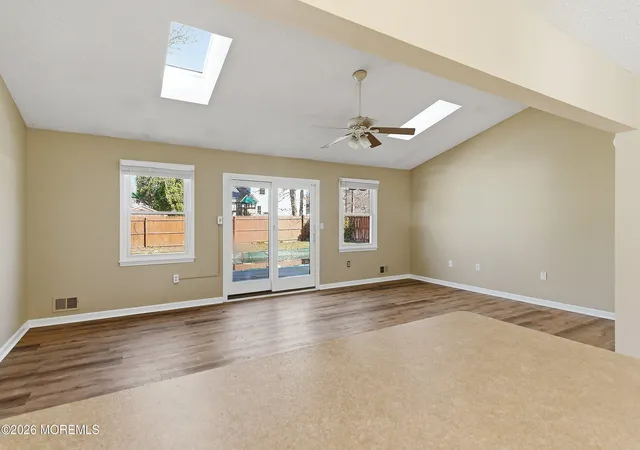 Homes for sale in Toms River, NJ | 185 Liberty Bell Rd, Toms River, NJ 08755 | MLS# 22608706
