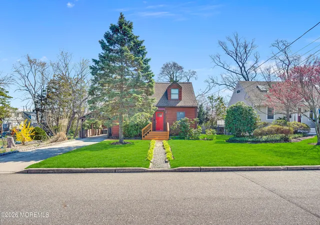 5th image of 119 Maple St, Toms River, NJ 08753 | MLS# 22609308
