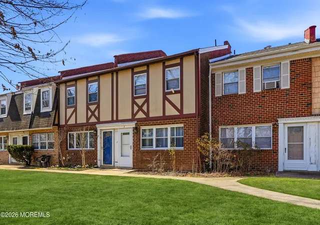 1st image of 7 Briar Mills Dr, Brick, NJ 08724 | MLS# 22609403
