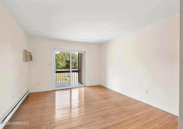 Homes for sale in Manalapan, NJ | 154 Cross Slope Ct #G, Manalapan, NJ 07726 | MLS# 22609430