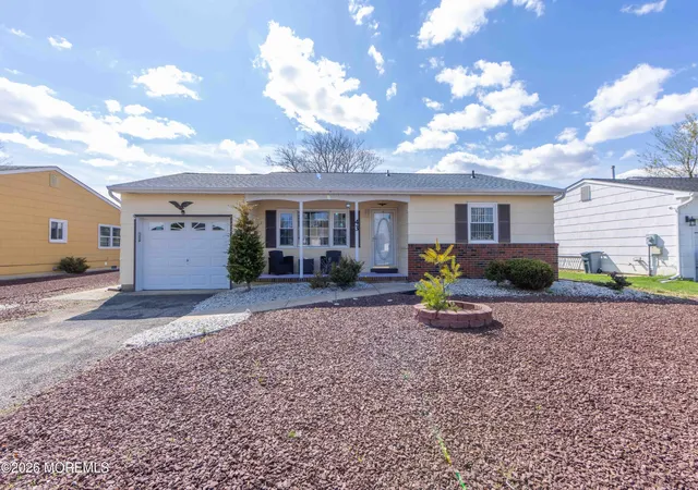 Homes for sale in Toms River, NJ | 43 Carlisle Rd, Toms River, NJ 08757 | MLS# 22609512