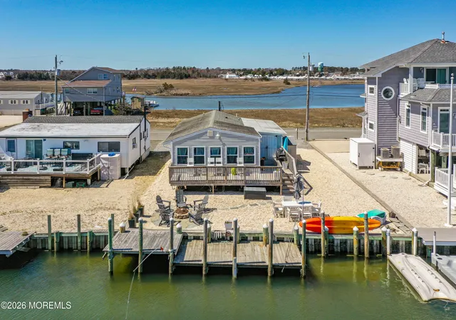 Homes for sale in Tuckerton, NJ | 16 Carroll Ave, Tuckerton, NJ 08087 | MLS# 22609597