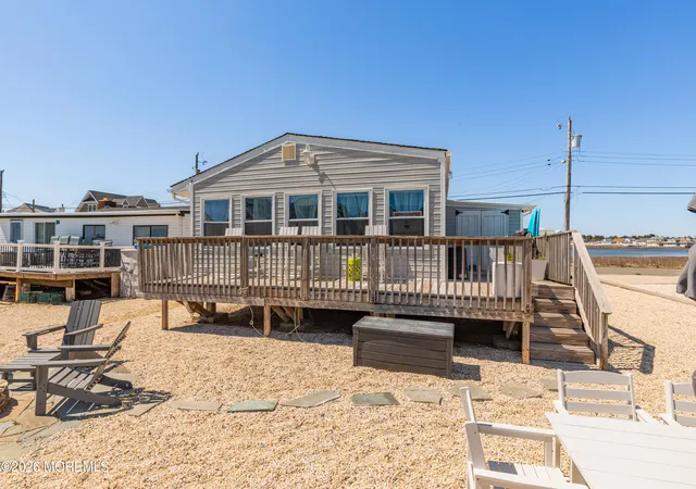 Homes for sale in Tuckerton, NJ | 16 Carroll Ave, Tuckerton, NJ 08087 | MLS# 22609597