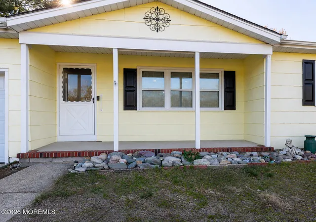 2nd image of 134 Georgetown Rd, Toms River, NJ 08757 | MLS# 22609626