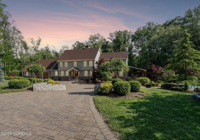 4th image of 34 Apple Grove Dr, Holmdel, NJ 07733 | MLS# 22615769