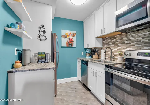 Homes for sale in Asbury Park, NJ | 400 Deal Lake Dr #2L, Asbury Park, NJ 07712 | MLS# 22609778