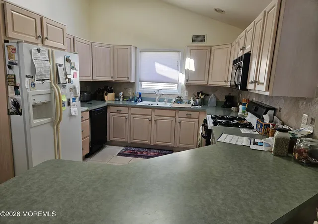 Photo 3 of Single family home for sale at 21 W 85th Street, Harvey Cedars, NJ 08008 | MLS# 22609789 | Listing updated on 2026-04-10