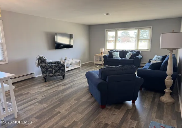 4th image of 1 Ashcroft Ln, Toms River, NJ 08757 | MLS# 22610265