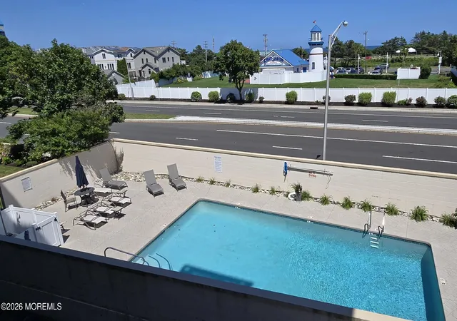 3rd image of 422 Ocean Blvd N, Long Branch, NJ 07740