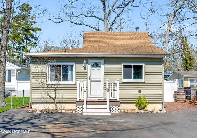 1st image of 503 Elizabeth Ave, Toms River, NJ 08753 | MLS# 22610186