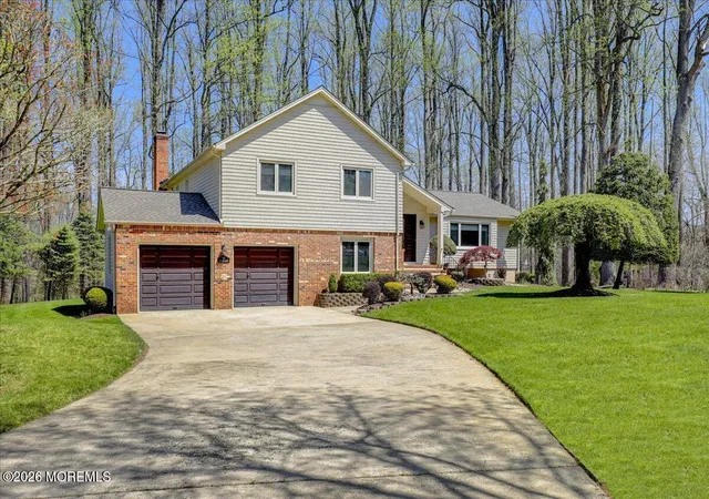 Photo 2 of Sale Pending at 92 Fox Chase Ct, Freehold, NJ 07728 | MLS# 22610167 | Listing updated on 2026-08-03