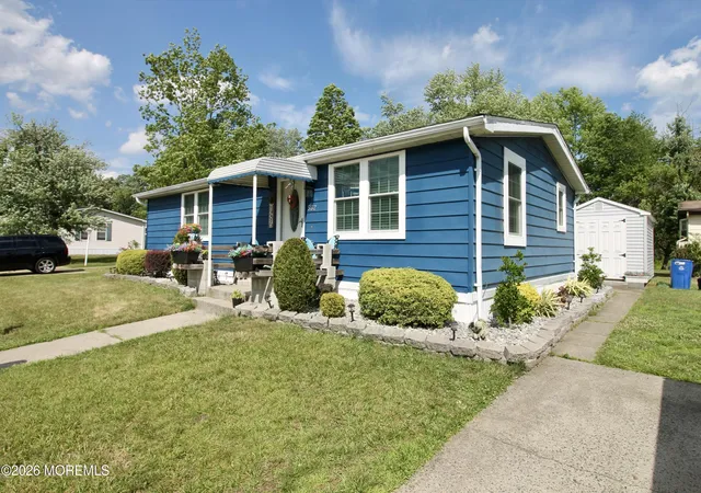 Homes for sale in Freehold, NJ | 562 Sara Dr, Freehold, NJ 07728 | MLS# 22611059