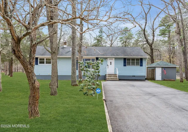 3rd image of 1036 Lakehurst Ave, Jackson, NJ 08527 | MLS# 22610611
