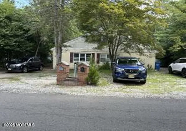 3rd image of 403 Glenn Rd #401, Jackson, NJ 08527 | MLS# 22610508