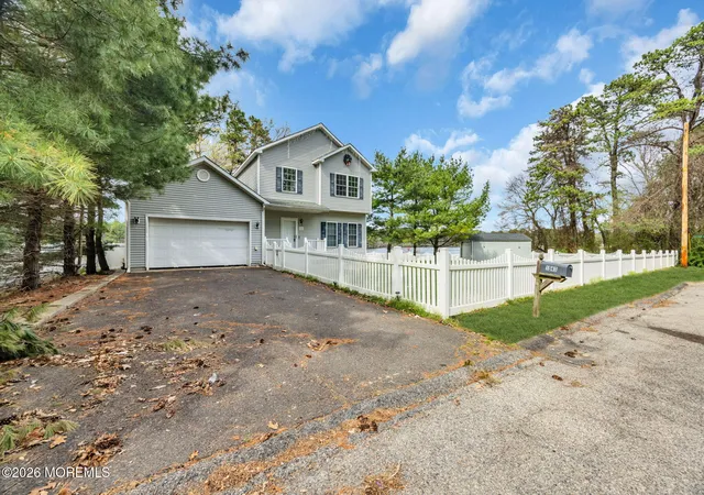 5th image of 1541 Monmouth Ave, Toms River, NJ 08757 | MLS# 22610701
