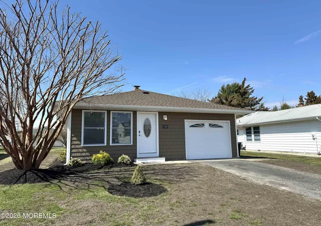 2nd image of 339 Curacao St, Toms River, NJ 08757 | MLS# 22610627