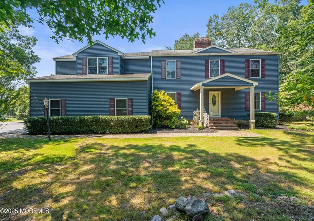 Photo 3 of Sale Pending at 1886 New Hampshire Ave, Toms River, NJ 08755 | MLS# 22610738 | Listing updated on 2026-07-14