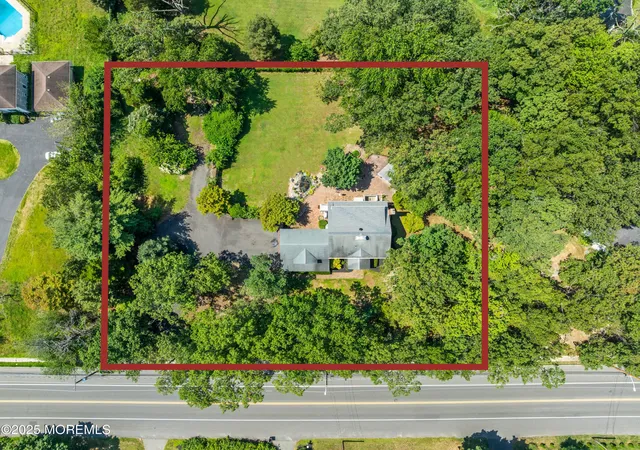 Photo 3 of Sale Pending at 1886 New Hampshire Ave, Toms River, NJ 08755 | MLS# 22610738 | Listing updated on 2026-07-14