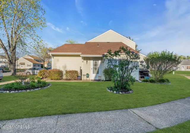 Homes for sale in Barnegat, NJ | 15 S Seas Ct, Barnegat, NJ 08005 | MLS# 22610784