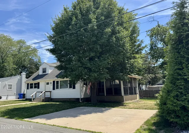 Photo 3 of Sale Pending at 137 Main Bayway, Toms River, NJ 08753 | MLS# 22611168 | Listing updated on 2026-08-01