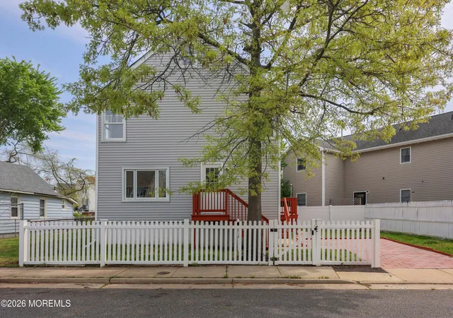 Photo 3 of Single family home for sale at 136 Raritan Ave, Keansburg, NJ 07734 | MLS# 22611523 | Listing updated on 2026-08-02