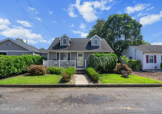 1st image of 32 E Long Branch Ave, Ocean Gate, NJ 08740 | MLS# 22611020