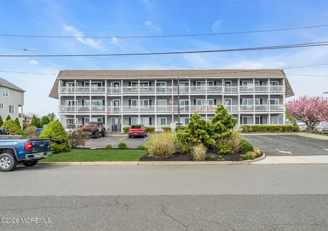 Homes for sale in Neptune Township, NJ | 120 S Concourse #310, Neptune Township, NJ 07753 | MLS# 22611013