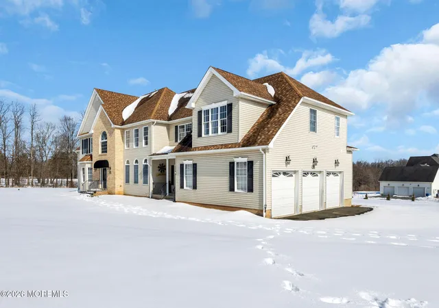 Homes for sale in Pittstown, NJ | 201 Sidney Rd, Pittstown, NJ 08867 | MLS# 22610976
