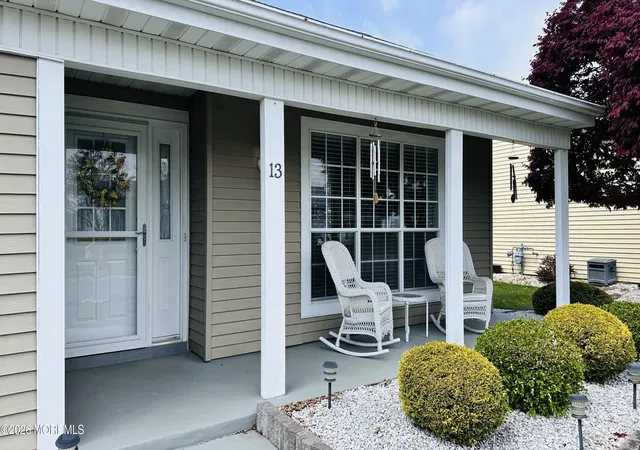 2nd image of 13 Romford Ln, Manchester, NJ 08759 | MLS# 22611169