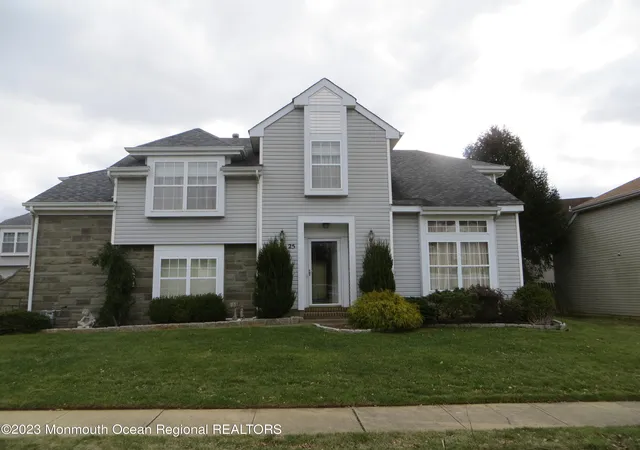 2nd image of 25 Citation Dr, Freehold, NJ 07728 | MLS# 22611600