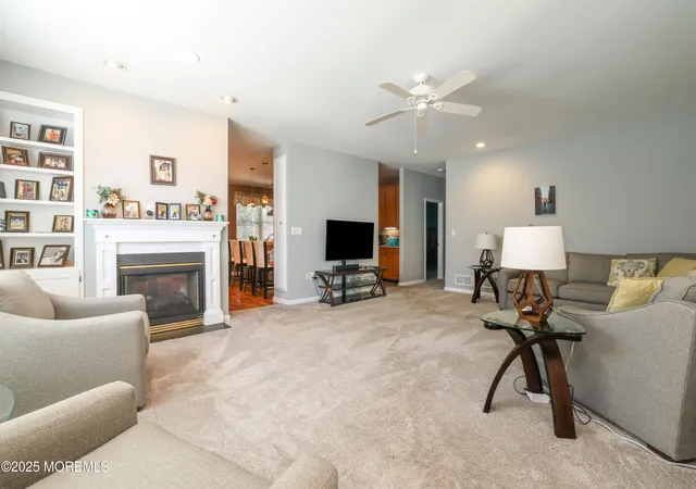 Photo 4 of Single Family Residence at 15 Shady Strm Rd, Barnegat, NJ 08005 | MLS# 22611115 | | Sold on 2026-07-17